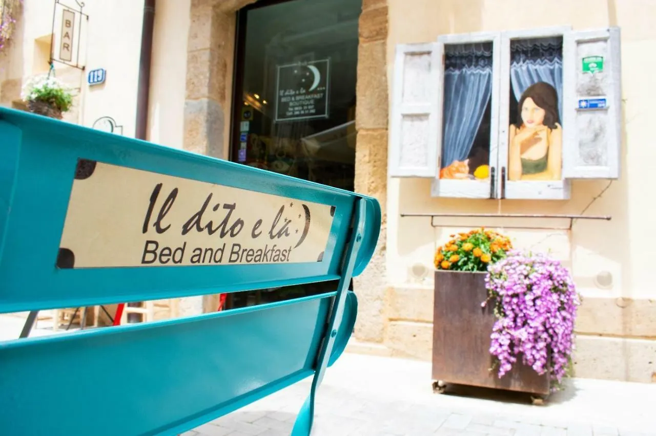 B&B Charme Il Dito E La Luna 卡尔塔吉罗 住宿加早餐酒店